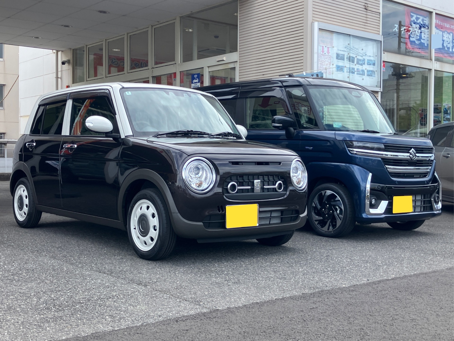 富津市にお住まいのＭ親子様に、スペーシアカスタム＆ラパンＬＣをご納車いたしました。